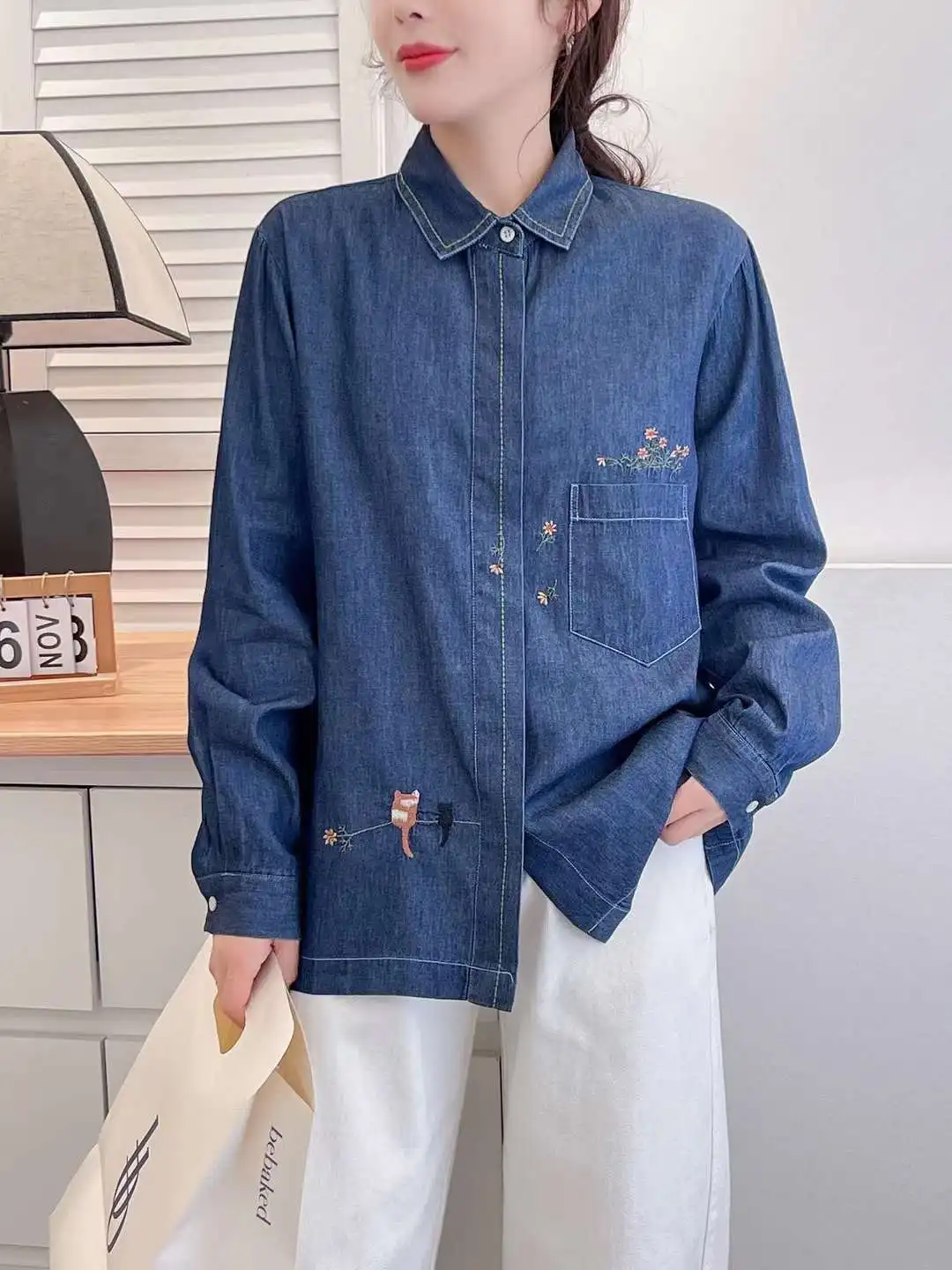 Autumn women\'s clothes women\'s denim shirt vintage flowers embroider denim blouses casual long sleeve jean shirt outwear