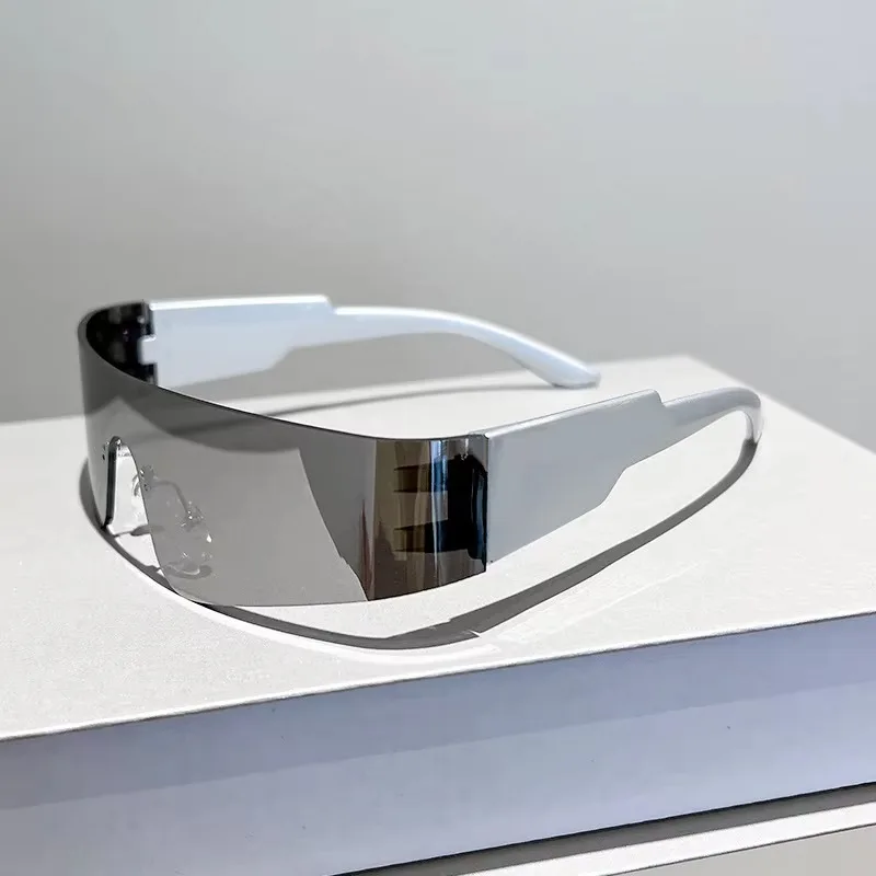 Rimless One Piece Small Rectangle Silver Mirror Sunglasses for Women New Fashion Y2K Hip Hop Sun Glasses Men Retro Punk Driving
