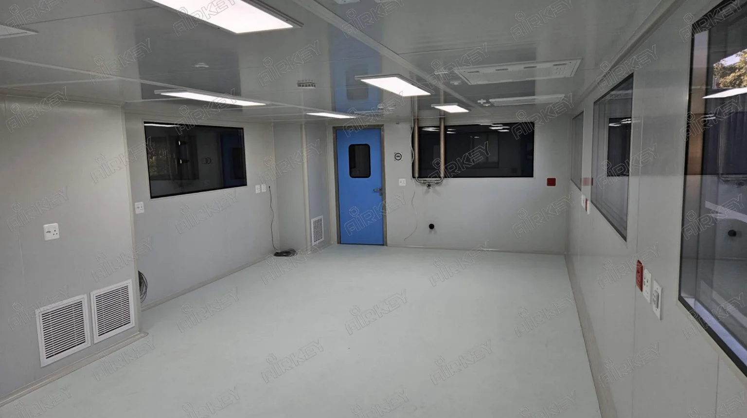 COOFULL 4,962㎡ GMP Pharmaceutical Modular Cleanroom Project for Veterinary Vaccine Manufacturing ISO 7 Clean Room Solution