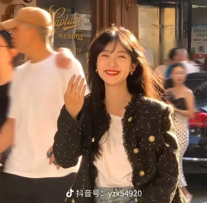 

Портативный диодный лазер 808 нм (3 волны) для быстрого и безболезненного удаления волос, глубокого проникновения в фолликулы, омоложения кожи