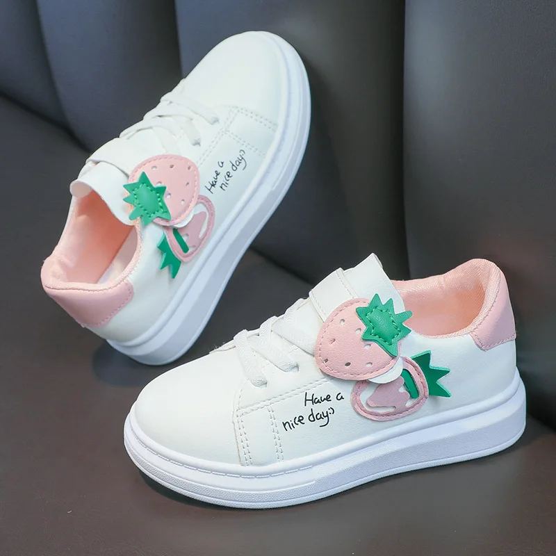 Spring Autumn Strawberry Student Flat Small White Shoes for Girls Casual Sports Shoes Baby Children 3-12 Years Kids Skate Shoes