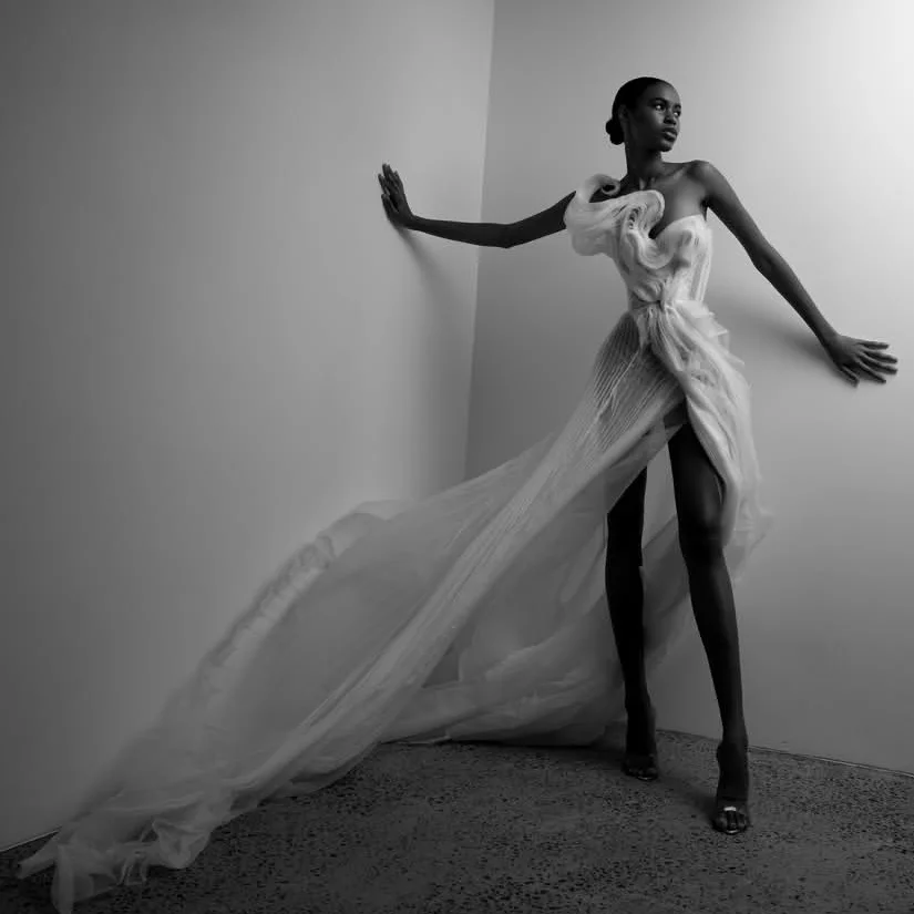 Boho Bridal Gowns with Split Ivory Sexy Wedding Dress A Line Long Off Shoulder Bridal Dresses Tulle Pleated Floor Length