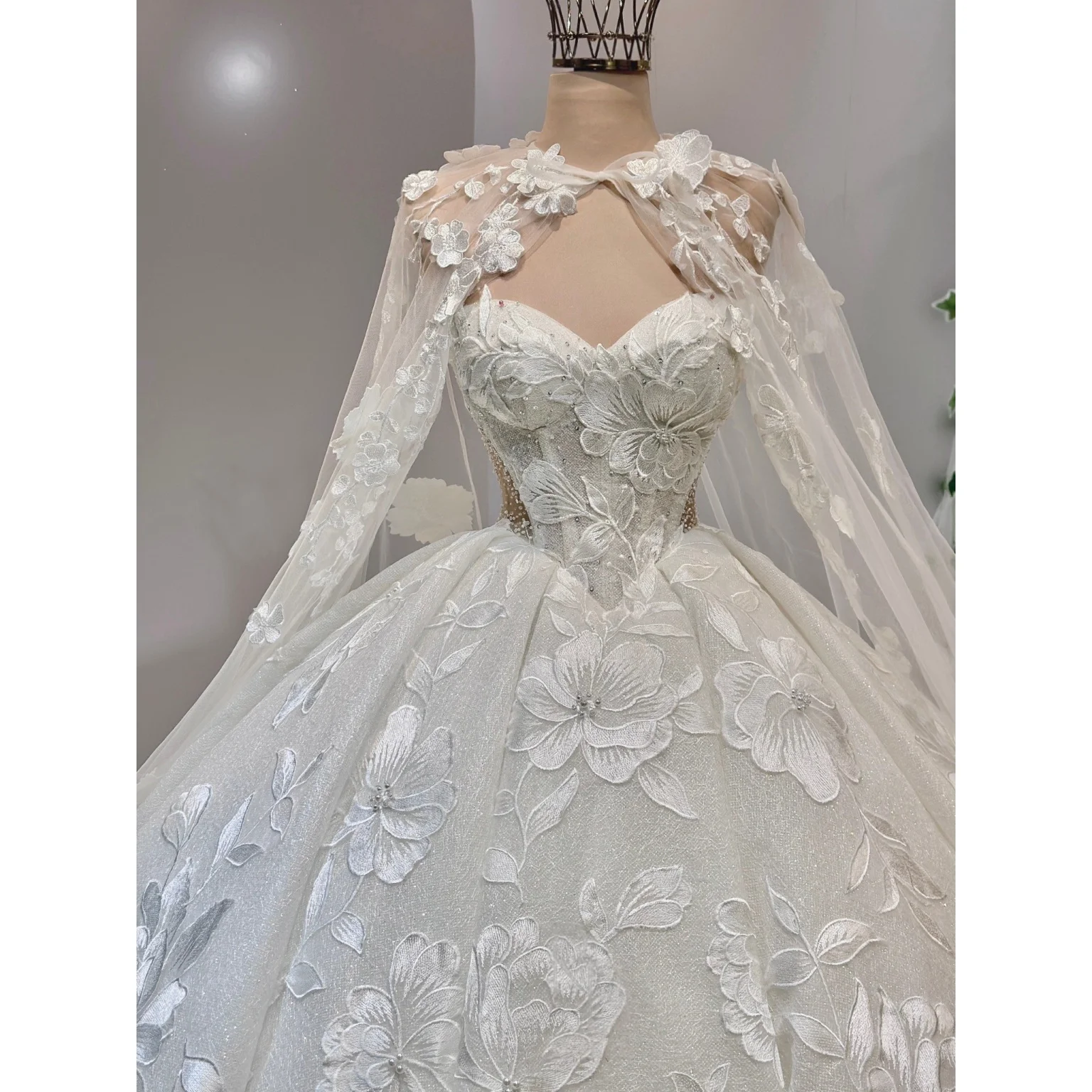 

Romantic Sweetheart Lace Princess Wedding shawl Ivory Fairy Bride Dress A-Shape Luxury Wedding Dress Customized