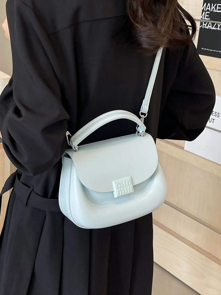 

Luxury designer brand-name niche bags women's 2025 new all-match shoulder bag messenger bag high-end texture fashion handbag