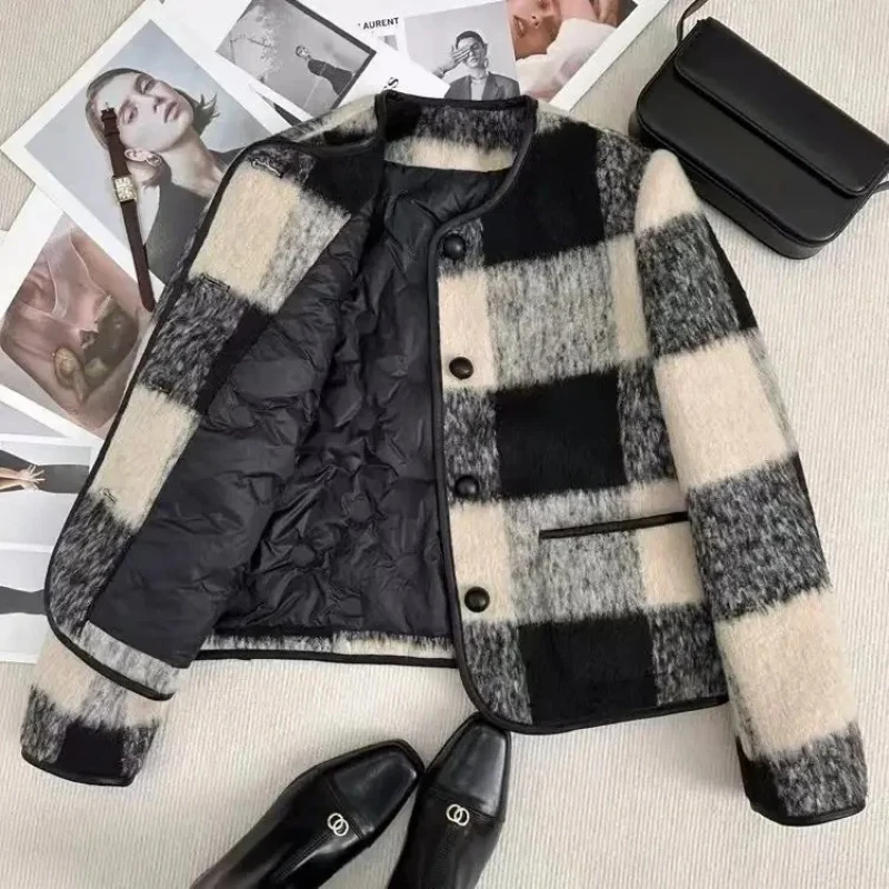 

Korean Style Fashion Round Neck Full Sleeve Regular Type Coat Thickened Short Plaid Woolen Women's Jacket Fall Winter