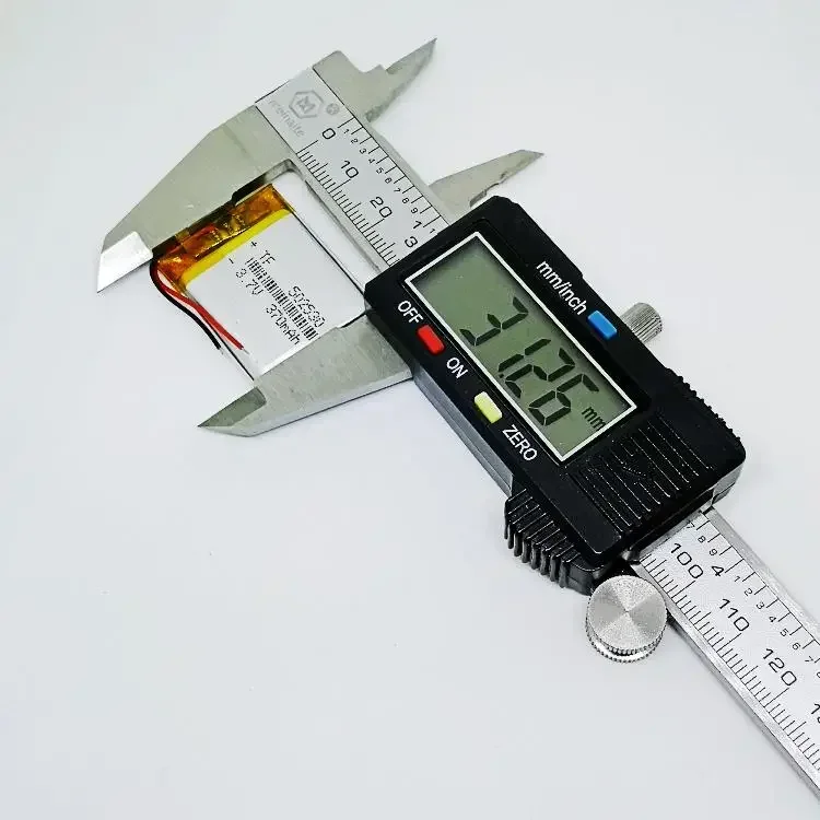 Batería de polímero de litio de 3,7 V 502530 grabadora de tráfico de gran capacidad DM900 carga general Ling bl850