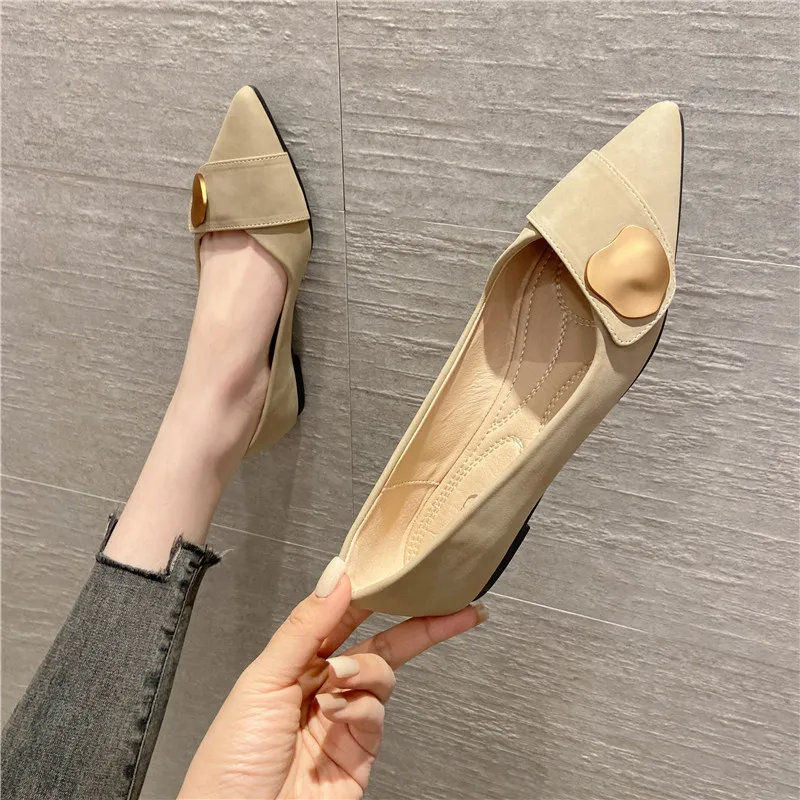 Women Shoes for Summer Solid Color Pointy Toe Soft Leather Slip on All Match Girls\' Shoes Flat Heel 35-41