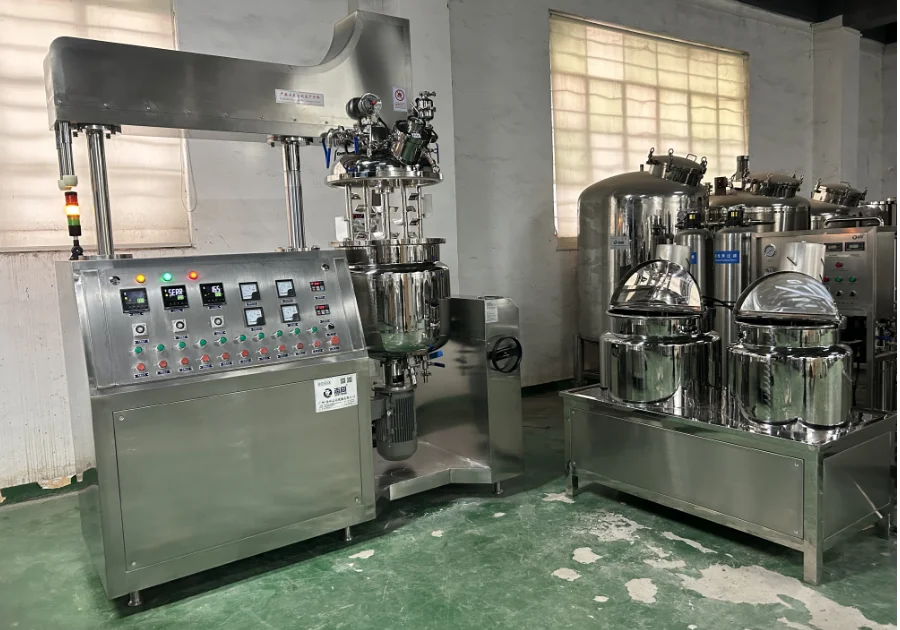 Cosmetic Homogenizer Emulsifier Vacuum Emulsifying Machine Mixer 100L capacity with oil/water pot