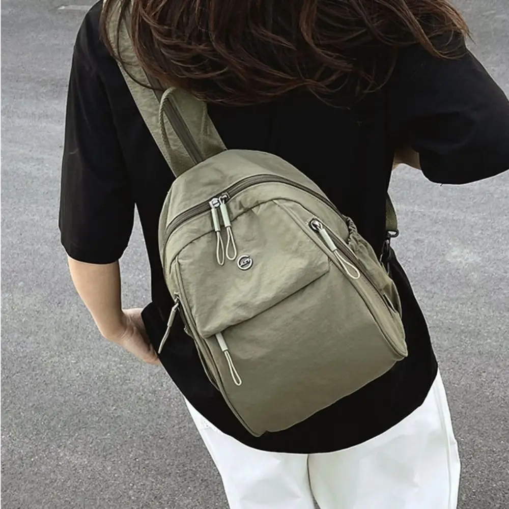 Mochila de tecido oxford de cor sólida, nylon, leve, casual, crossbody, alça ajustável, leve, mochila de viagem