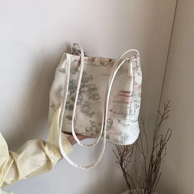 女性のための大容量のショルダーバッグ,仕事に行くのに理想的,中国風,デザイン,ファッショナブルな刺embroidery,夏,2024