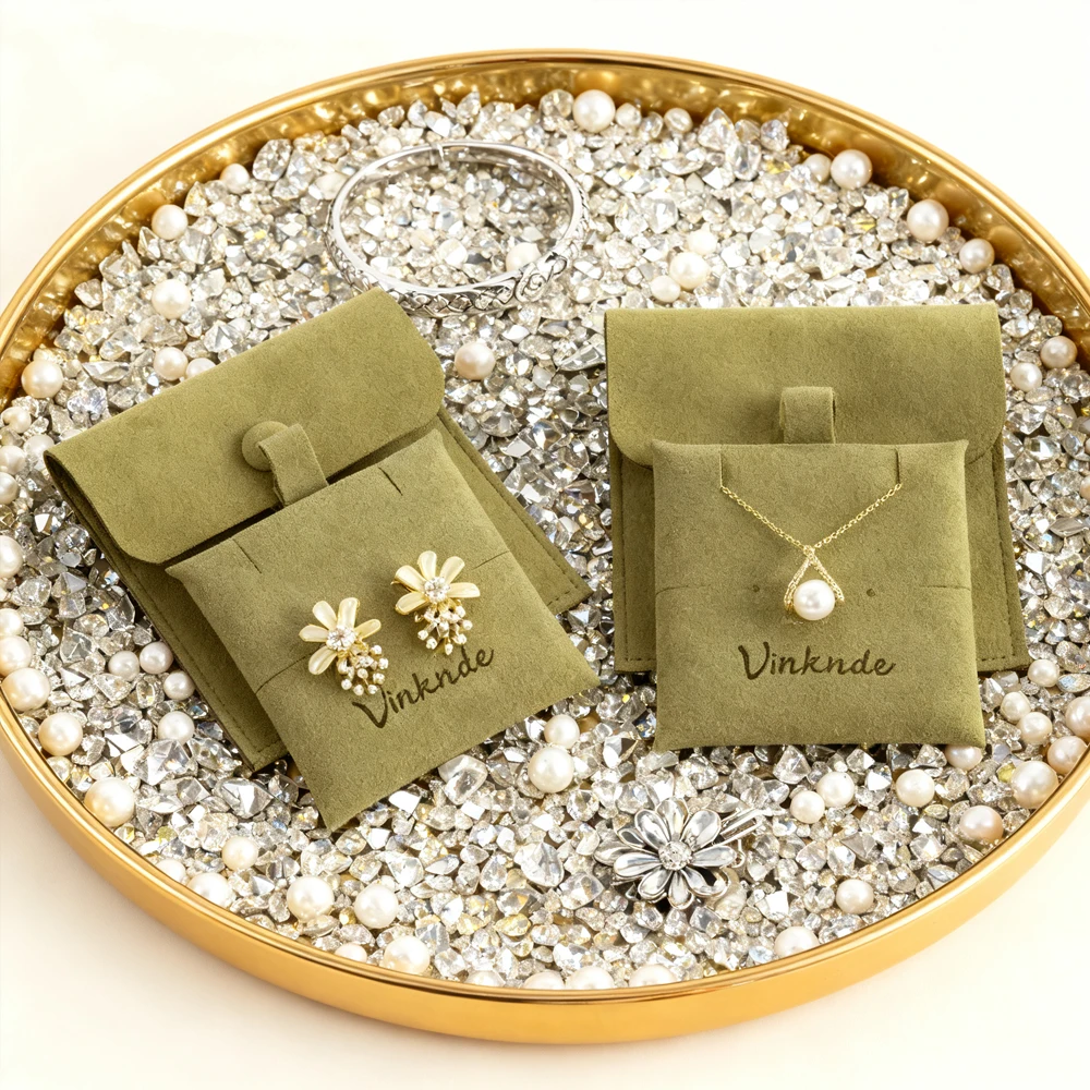 

Custom Logo Snap Button Suede Jewelry Packaging Earring Gift Pouch with Insert Pad Cards Microfiber Necklace Ring Organizer Bags
