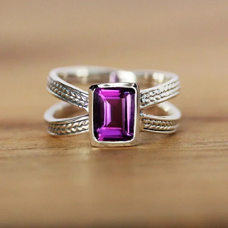 2026 Gift Upscale Niche Design Ring Senior Cross Style Women's Jewelry Texture Fried Dough Twists  Women