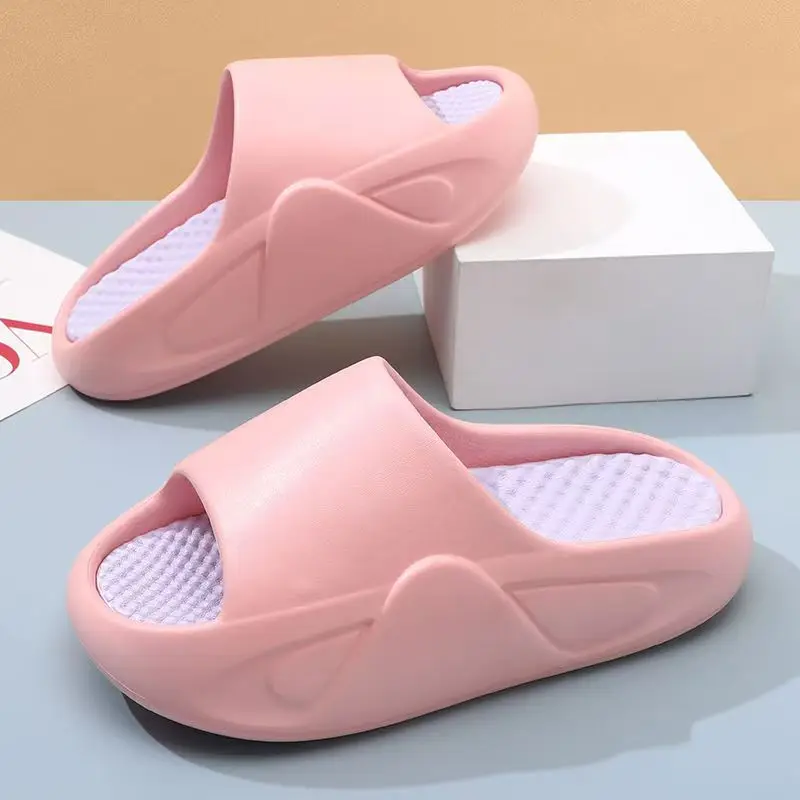 

Women's New Summer Thick Sole One Word Home Slippers Lightweight Non slip Anti Odor Bathroom Slippers Outdoor Beach Slippers