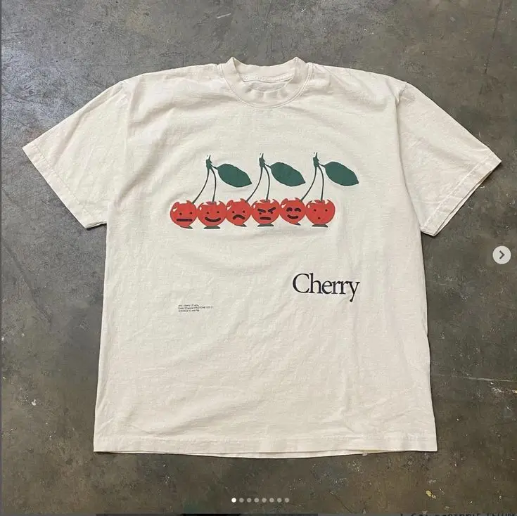 

2023 Summer Cherry Expression Pattern Printed Wash Round Neck T-shirt Gothic Classic Y2K Top Women's T-shirt Oversized T Shirt