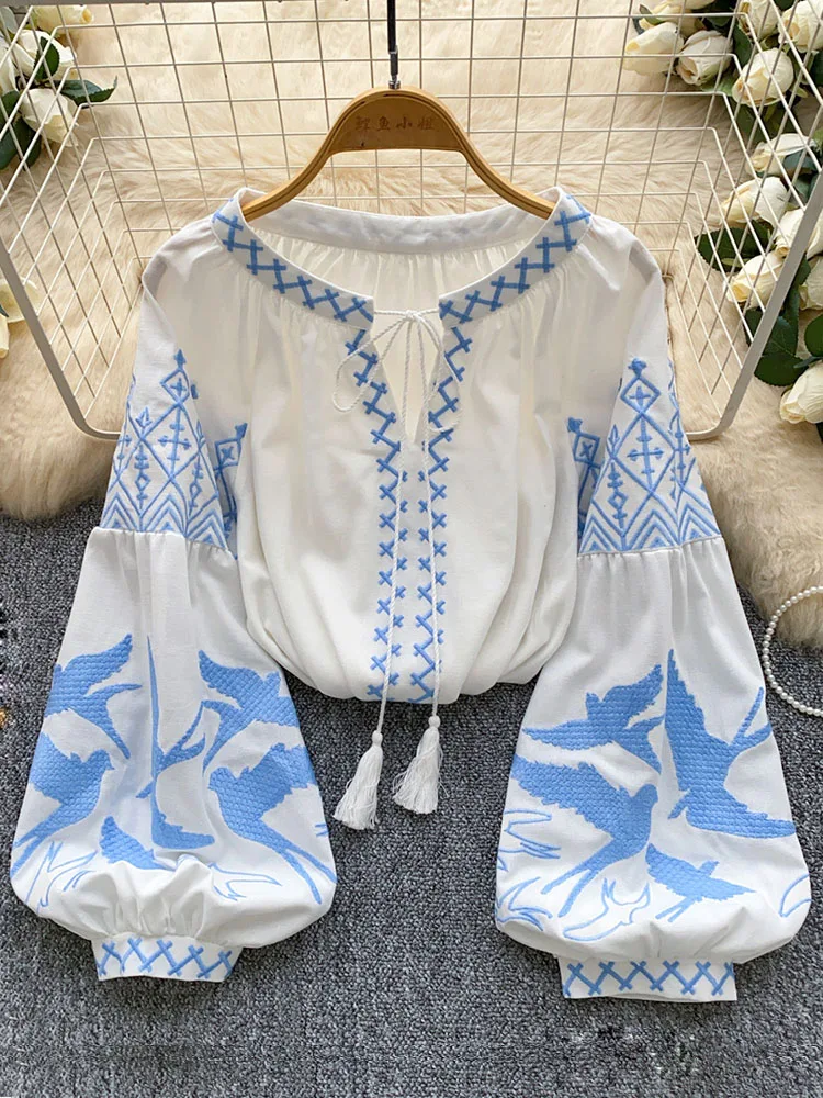 

Women Autumn Blouse Bohemian Heavy-Duty V-Neck Embroidered Blouse Korean Long Sleeve Loose Fit Tassel Design Ethnic Top BL338