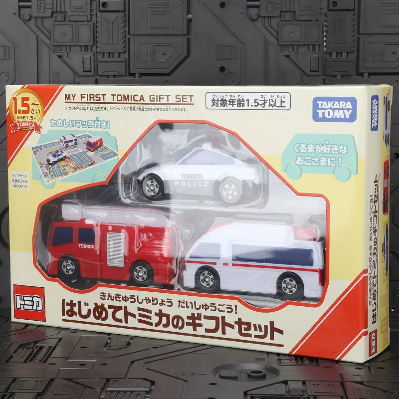 takara-tomy-emergency-vehicle-toy-set-police-car-fire-truck-ambulance-starter-gift-set-098515-die-cast-toy-vehicles