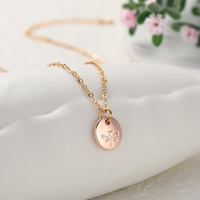 Elegant Women Simple Round Dragonfly Pattern Pendant Necklace for Femme Valentines Day Gifts Party Birthday Jewelry Accessories