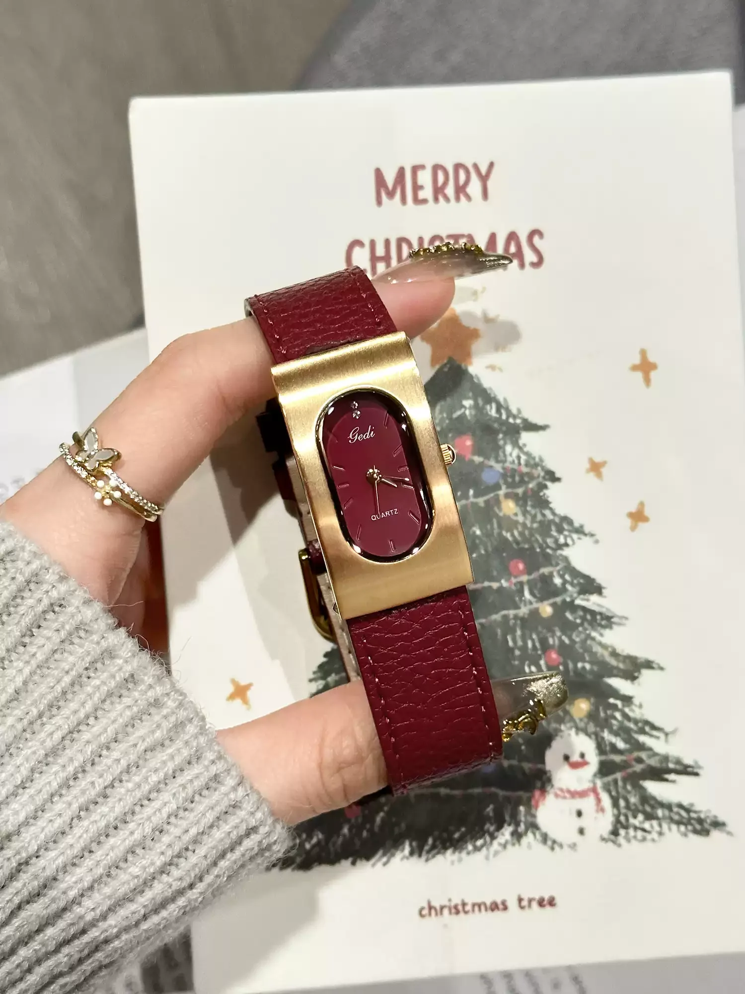 Retro Gold Oblong Ladies Watch Wine Red Dial Leather Strap Minimal Fashion Women Quartz Wrist Watch