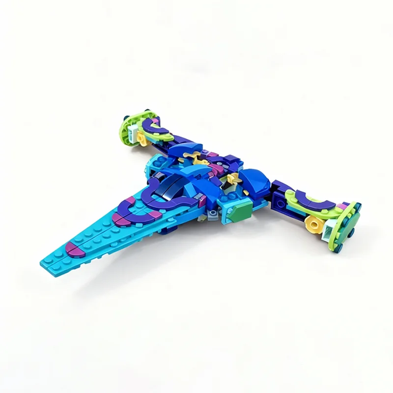 

233PCS MOC Space Battle Transformer Cruiser Using Creator Exotic Peacock Model DIY Creative Ideas Assembly Bricks Gift Display