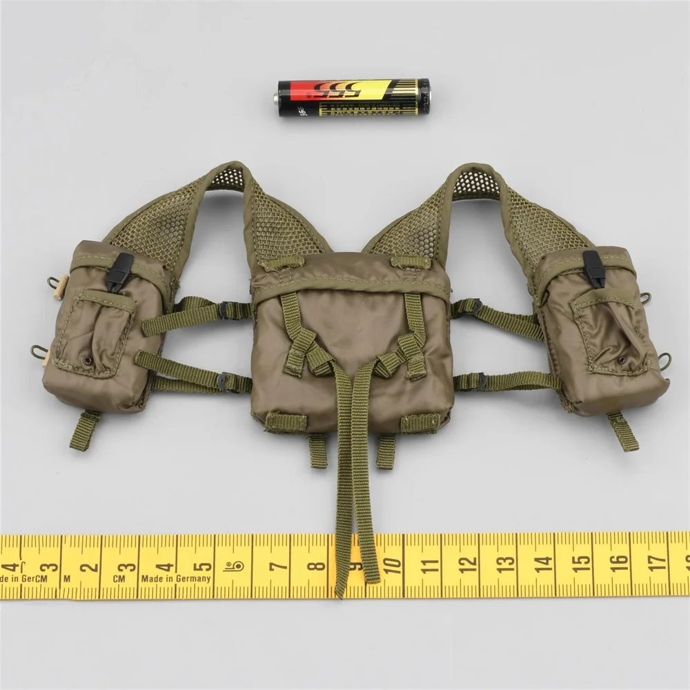 1/6 DAMTOYS DAM 78099 The British Soldier Doll Mission Unit Hang Chest Vest Bag Glove Toys Model For 12\