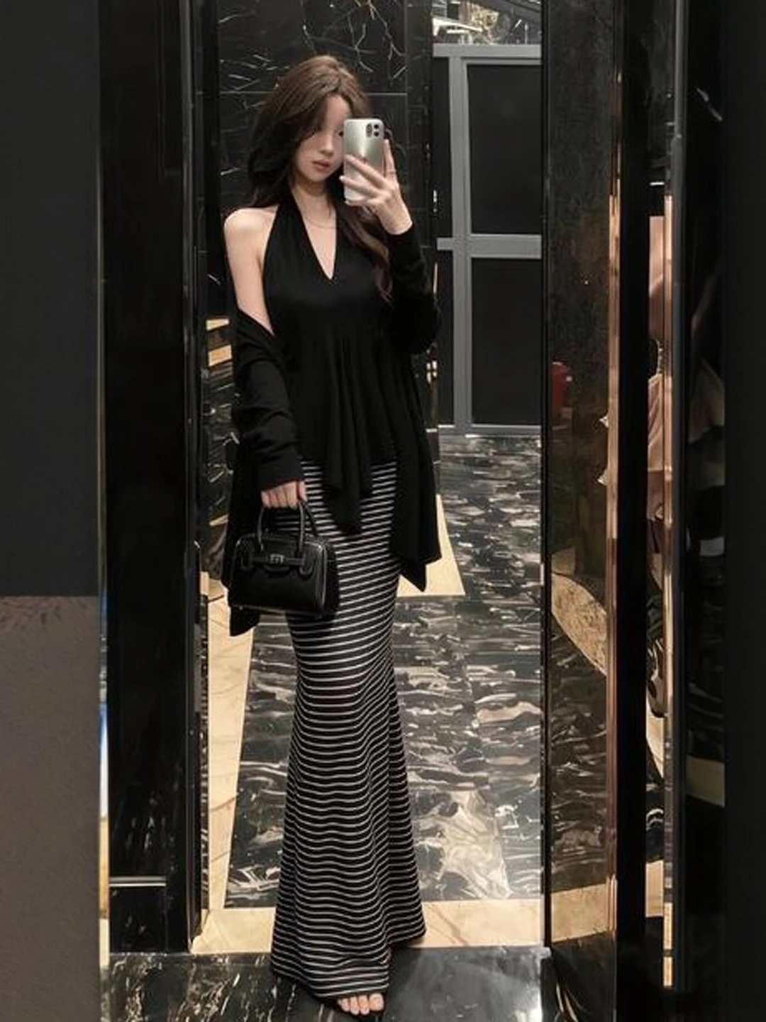 

Elegant Unique Open Cardigan Strap Halter Skirt Three Piece Set Complete OOTD Spring 2026 Fashion Women's Comfortable Warmth