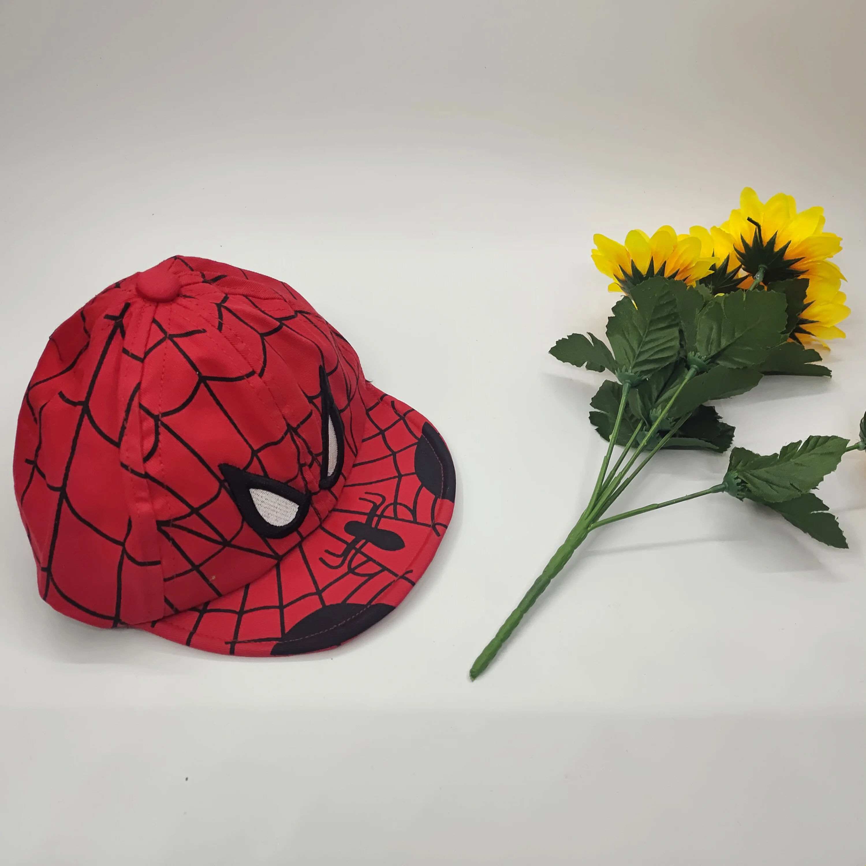 FreeShipping Cosplay Anime Child Cap Spider copricapo accessori cappello eseguire regali festa di ballo carino piccolo