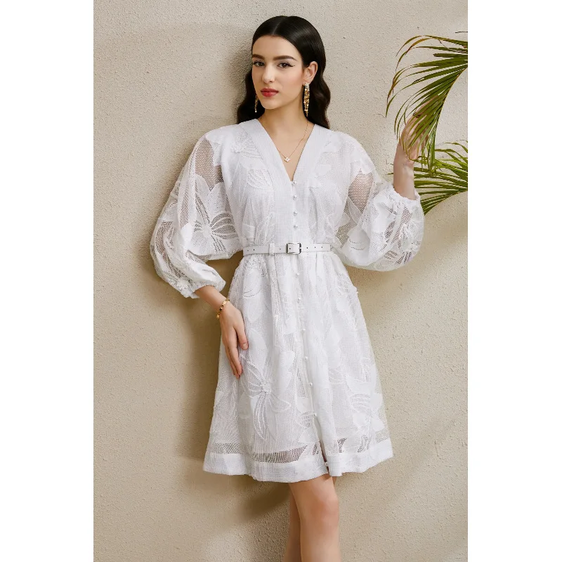 카롤리나2025 초가을 레이스 버블 슬리브 V넥 홀리데이 드 스트리트 슬레 미드하이 웨이스트 램 벨벳 겨울 롱 슬리브...