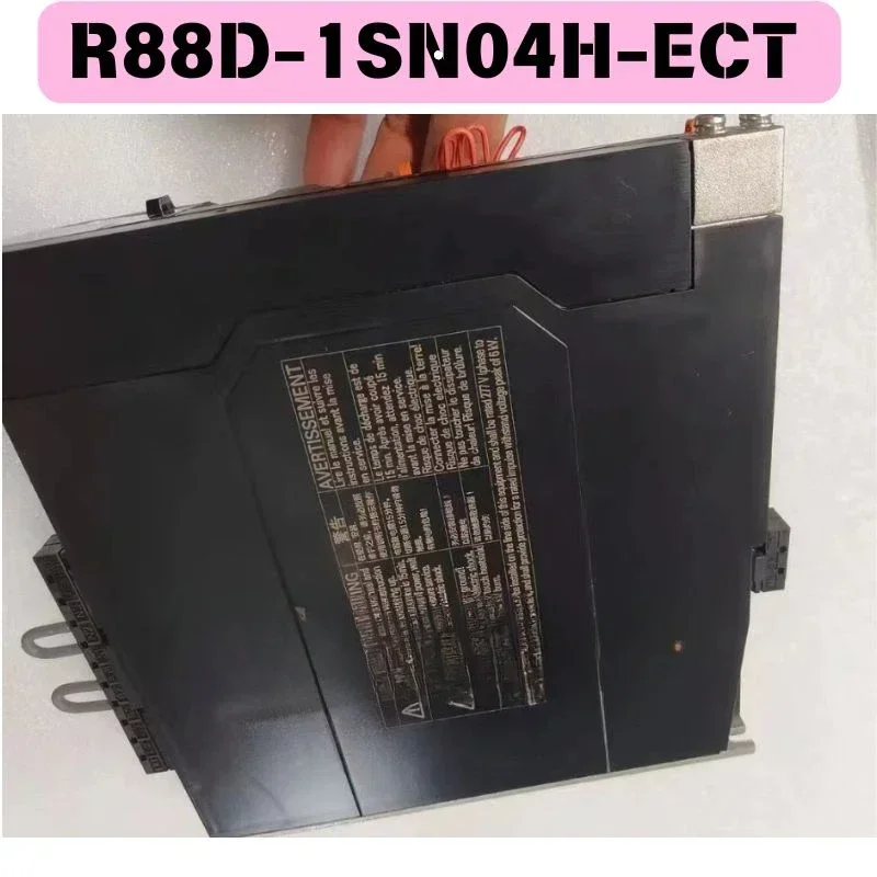 Używany serwonapęd R88D-1SN04H-ECT Test funkcjonalny OK