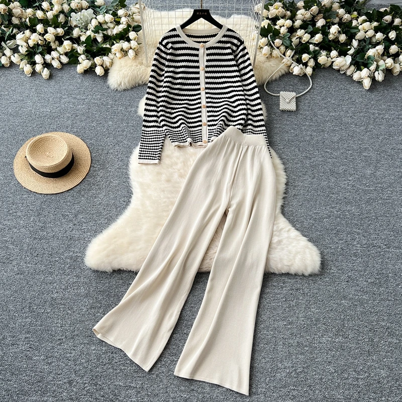 

New Two piece Set Women's Autumn Winter Long Sleeve Contrasting Striped Knitted Sweater And High Waist Wide Leg Pants Suit