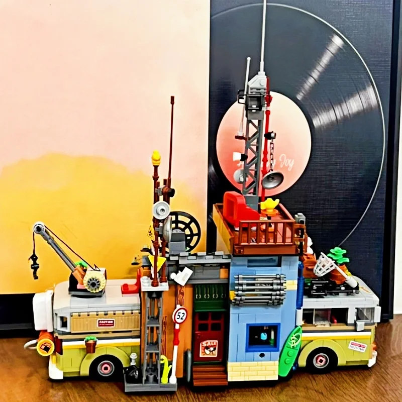 Dschungel Rundfunk Station Bausteine Street View Ornament Spielzeug Holz Haus Montage Modell Spleißen Ziegel Geschenke