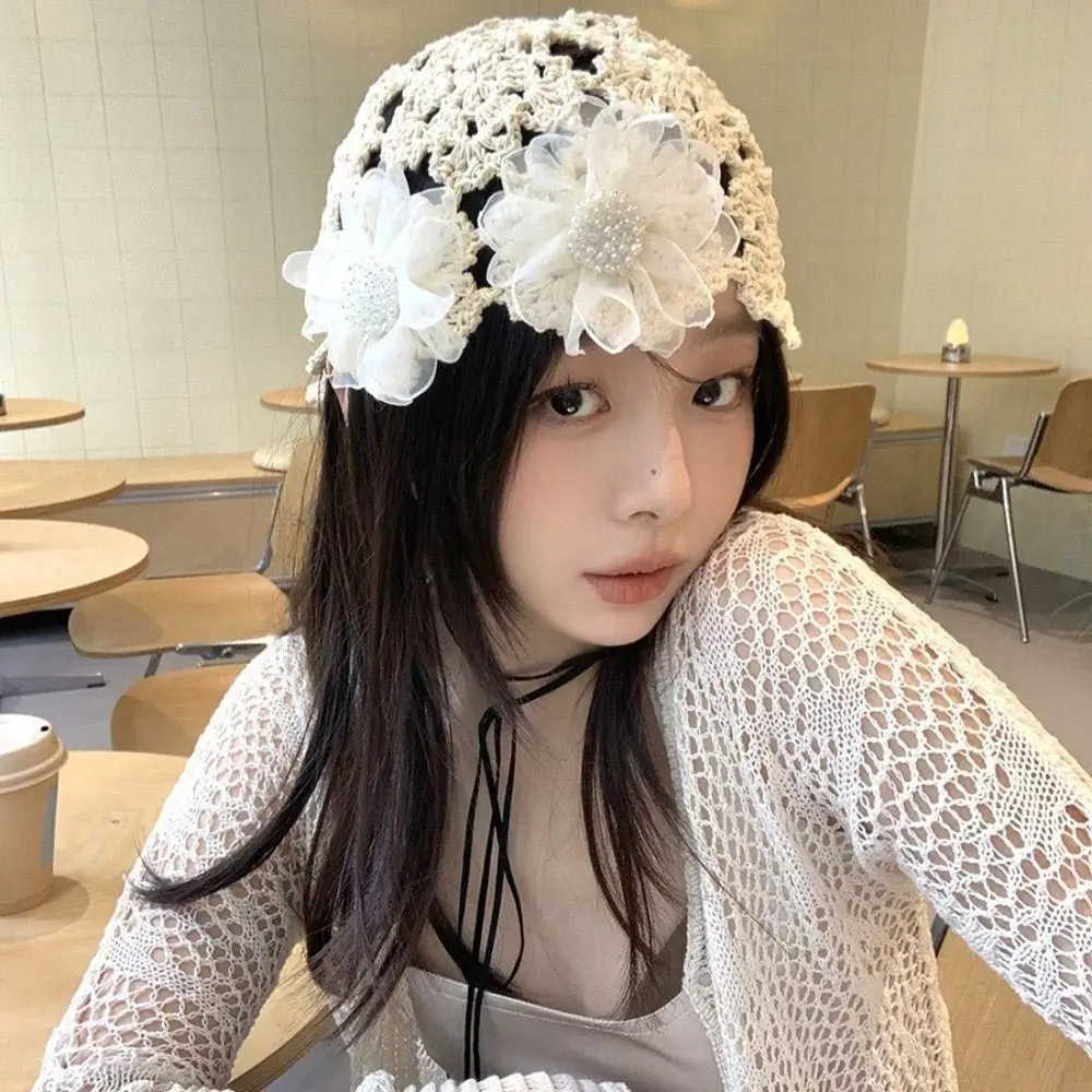 Breathable Hollowed Out Knitted Hat Lace Flowers Beret Cap Casual Fashion Skullies Hat for Women