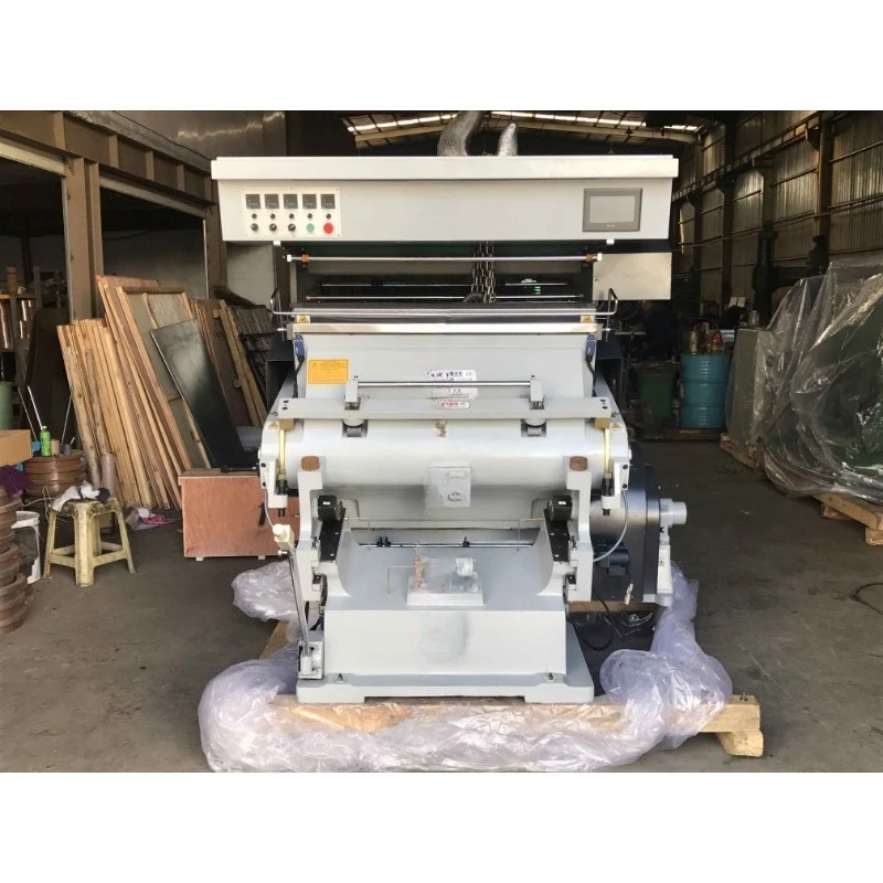 Factory High Quality Foil Stamping Embossing Die Cutting Machine