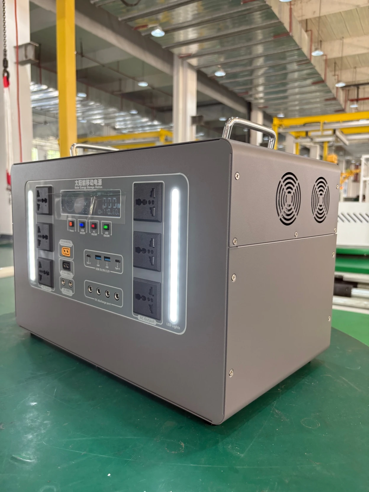 Stazione di Alimentazione Port - Portable Power Station 2000W Lifepo4 recensione e prezzo