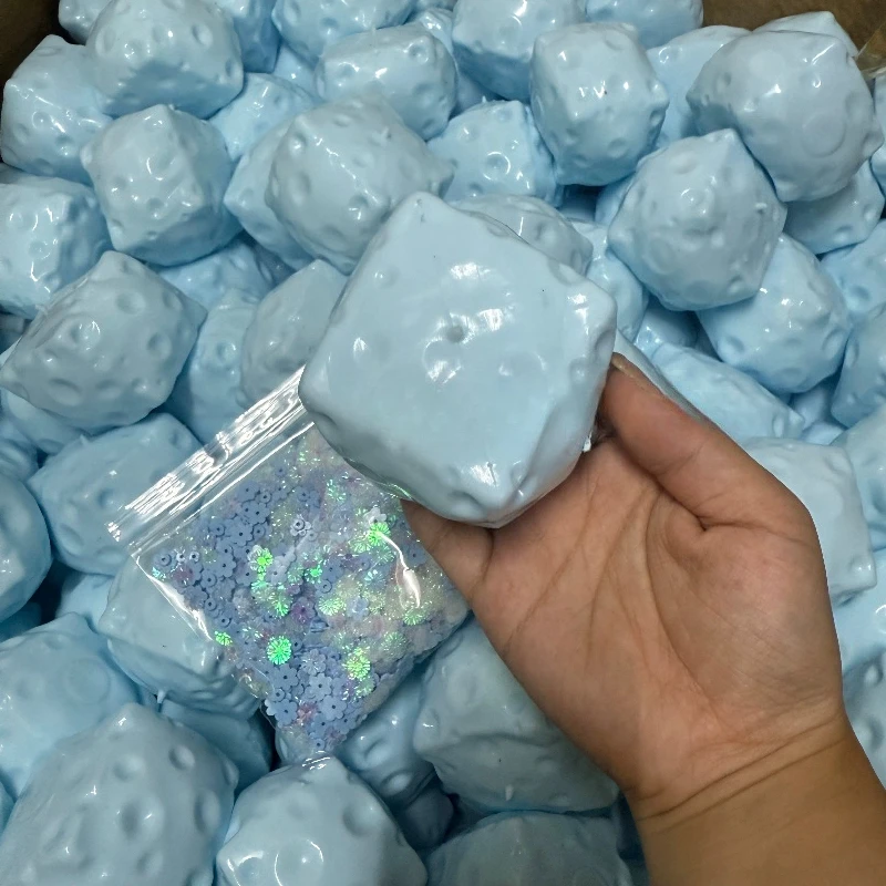 Knuspriger Käse-Würfel Stressball Großer Formbarer Käse-Quetschball Nicht-Springender Fidget-Spielzeug ASMR Sensorisches Anti-Stress-Geschenk – Detail 3