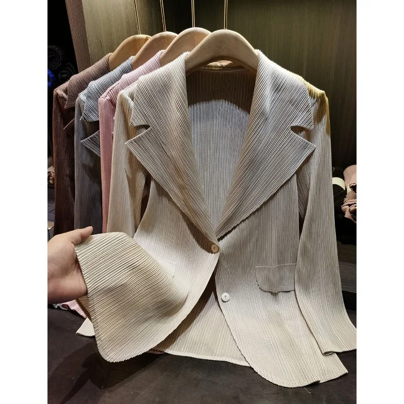 

Miyake Pleated Mature Pleats Blazer Women Plisse 2026 Solid Color Tops 2-Button Loose Slim Commuter Casual Suit Fold Jacket
