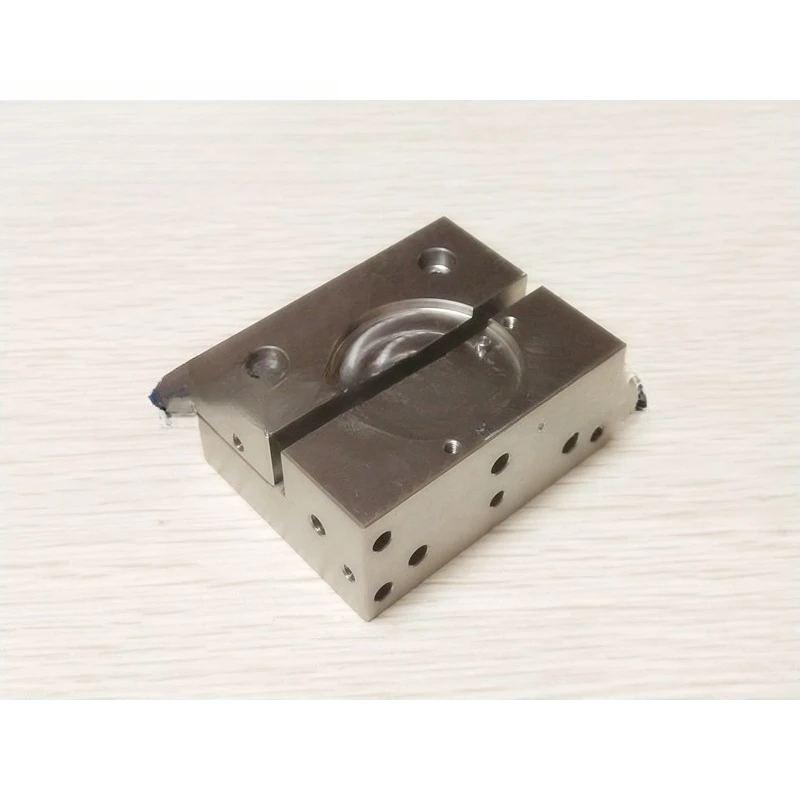 i8tFrank slow wire walking machine with die wire guide nozzle seat A290-8116-Y751 Fanuke upper machine head, spot
