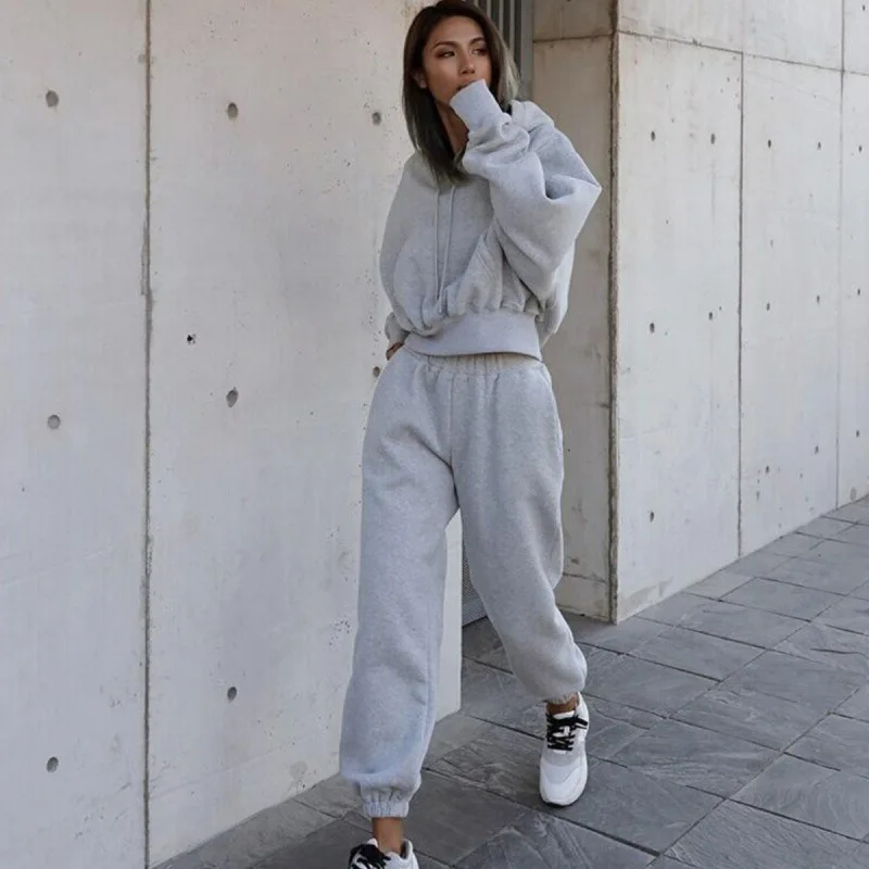 2024 Autumn And Winter Women's New Solid Color Long Sleeve Hat Casual Hoodie Pants Suit Warm Women's Sportswear 2 Pieces