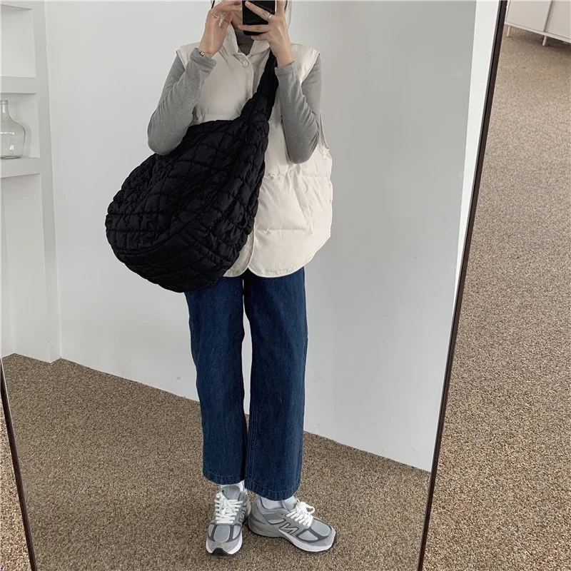 Casual Large Capacity Women Shoulder Bag Designer Crossbody Bag for Lady Cloud Fold Lady Messenger Bag Light weight Travel Bags