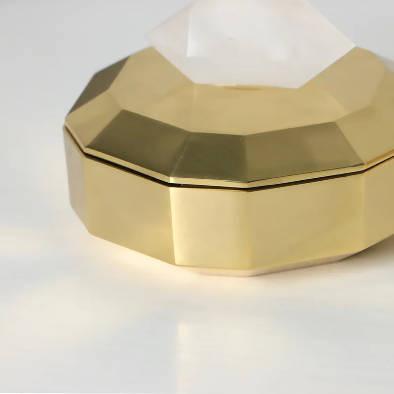 Copper crystal with lid, gold metal jewelry box, modern light luxury model room, desktop decoration  storage box ornament