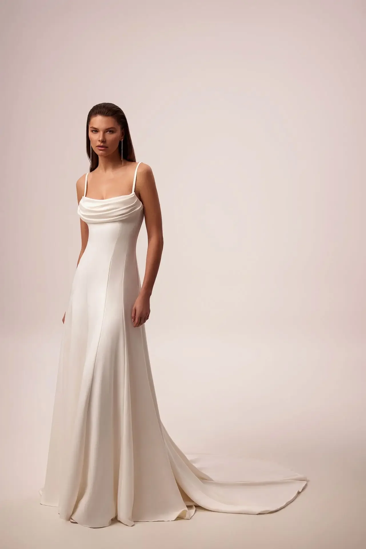 

Customize Measure Elegant Mermaid Wedding Dress Squar Collor Backless Floor Length Simple Sleeveless Bridal Gowns Stunning 2025