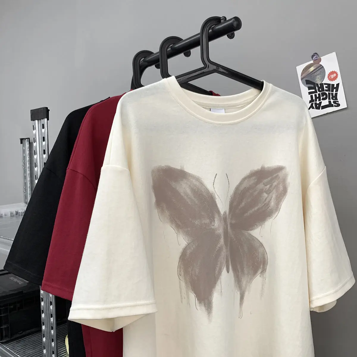 Heavyweight Pure Cotton T-shirt Design with A Sense of Niche Butterfly Print Summer New Loose Fitting Casual Couple Top Clothing