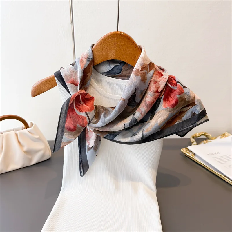 جديد على الوجهين لونين متعرجة منقوشة وشاح رقيقة الحماية من الشمس عالية الجودة شال الرقبة وشاح حريري على الطراز البريطاني