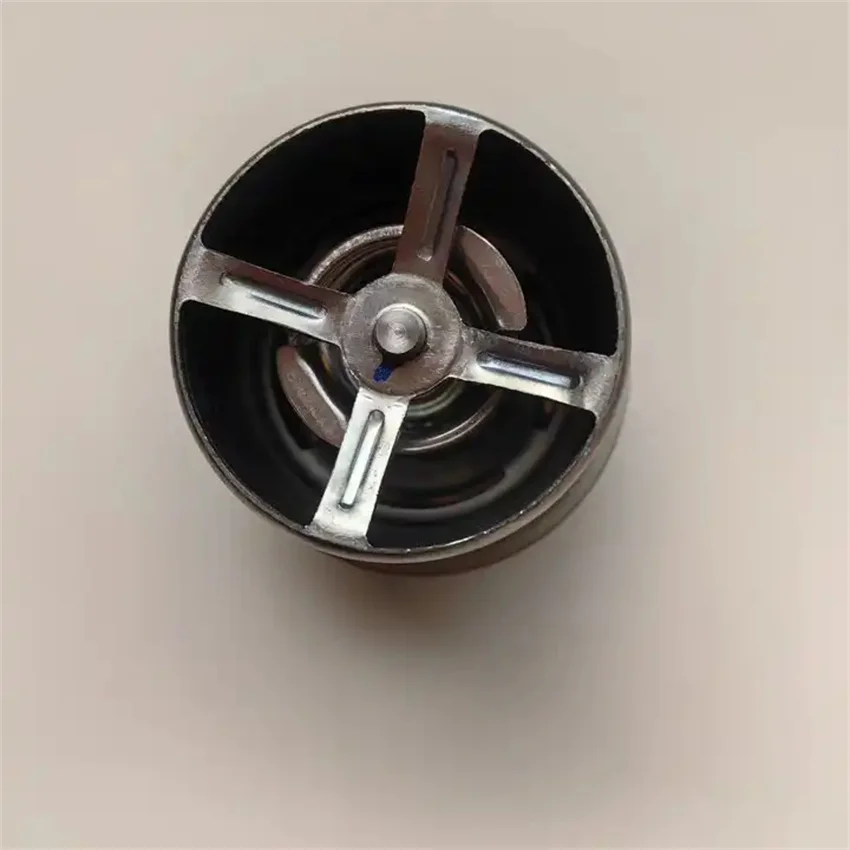 6D114 Thermostat 3968559 Suitable For Komatsu Engine Parts