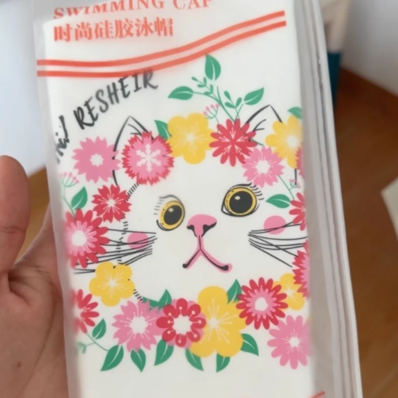 قبعات نسائية للبالغين قبعة سباحة على شكل قطة على شكل زهرة مع مادة سيليكون مطبوعة مقاومة للماء وغطاء أذن كامل لحماية الشعر الطويل