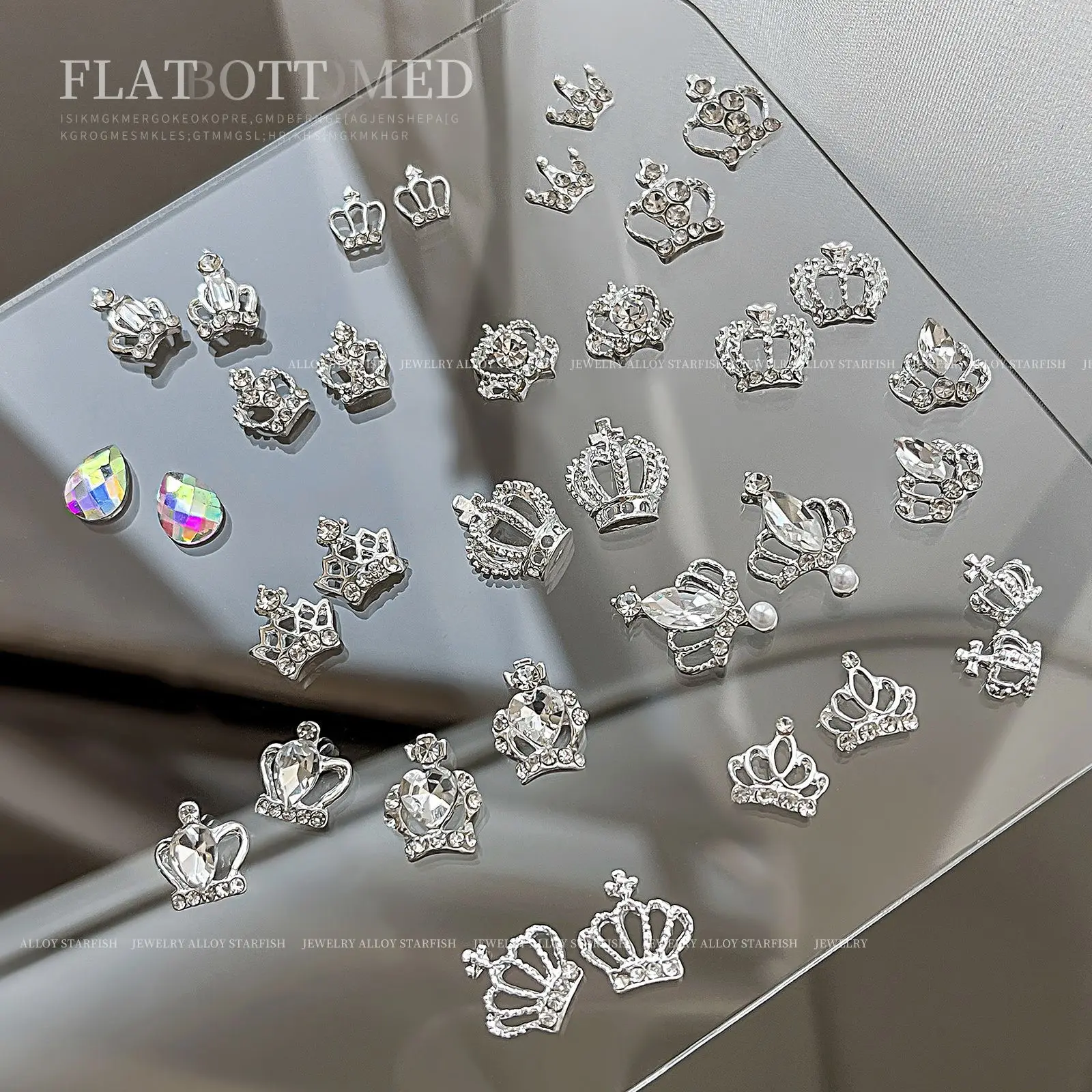 5Pcs 3D Crown Nail Charms Mix Hollow Alloy Nail Jewels Nail Rhinestones Crystal Nail Diamonds Luxury Nails Art DIY Accessories