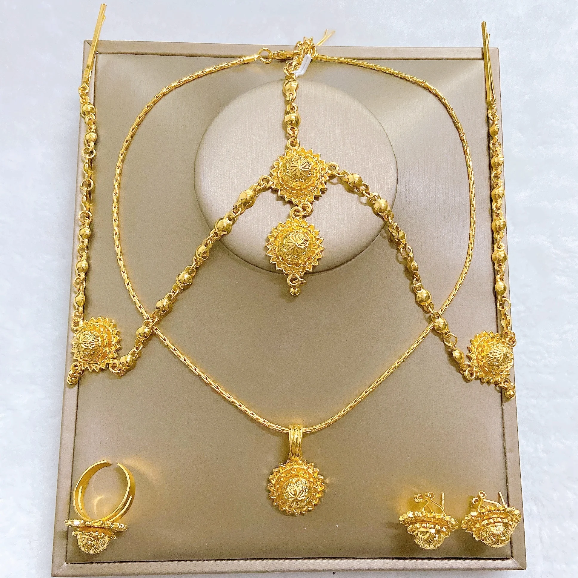 

Yulaili Fancy Classic Gothic Ethiopian Jewelry Gorgeous Hotsale llaveros Collar Pulseras pin Pendientes tentacles Anillo 4PC Set