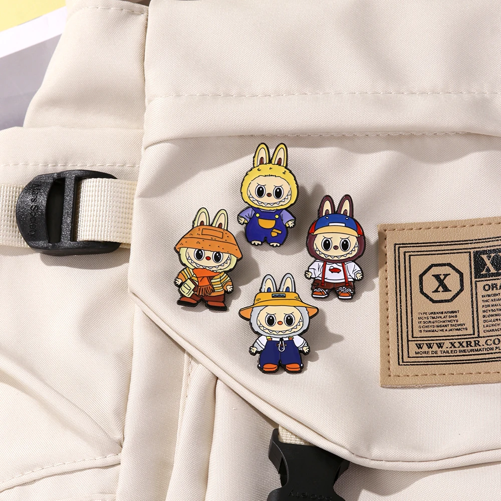 4 قطع لطيف الكرتون شيطان الوحش المينا بروش الإبداعية دمية تصميم التلبيب شارة بدبوس مجوهرات هدية لصديق الطفل