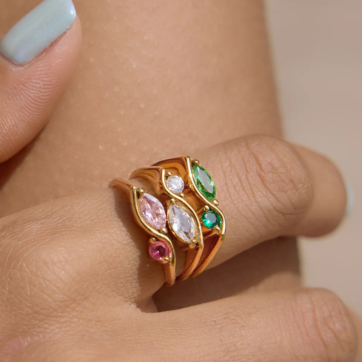 

Classic Style Women's Ring 18K Gold Stainless Steel Plated with Zircon New 2026 Fashion Jewelry Accessory
