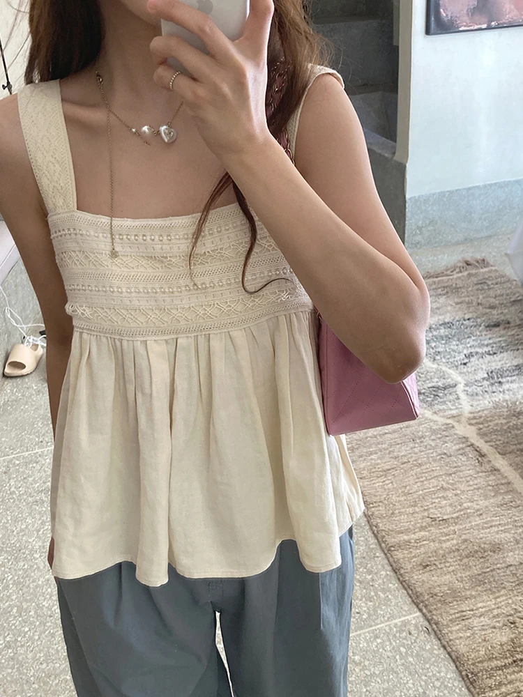 

Летний женский топ свободного кроя с цветочным декором, модный, универсальный, в корейском стиле, с рукавами-колокол, повседневный, для работы и отдыха, коллекция 2024 года