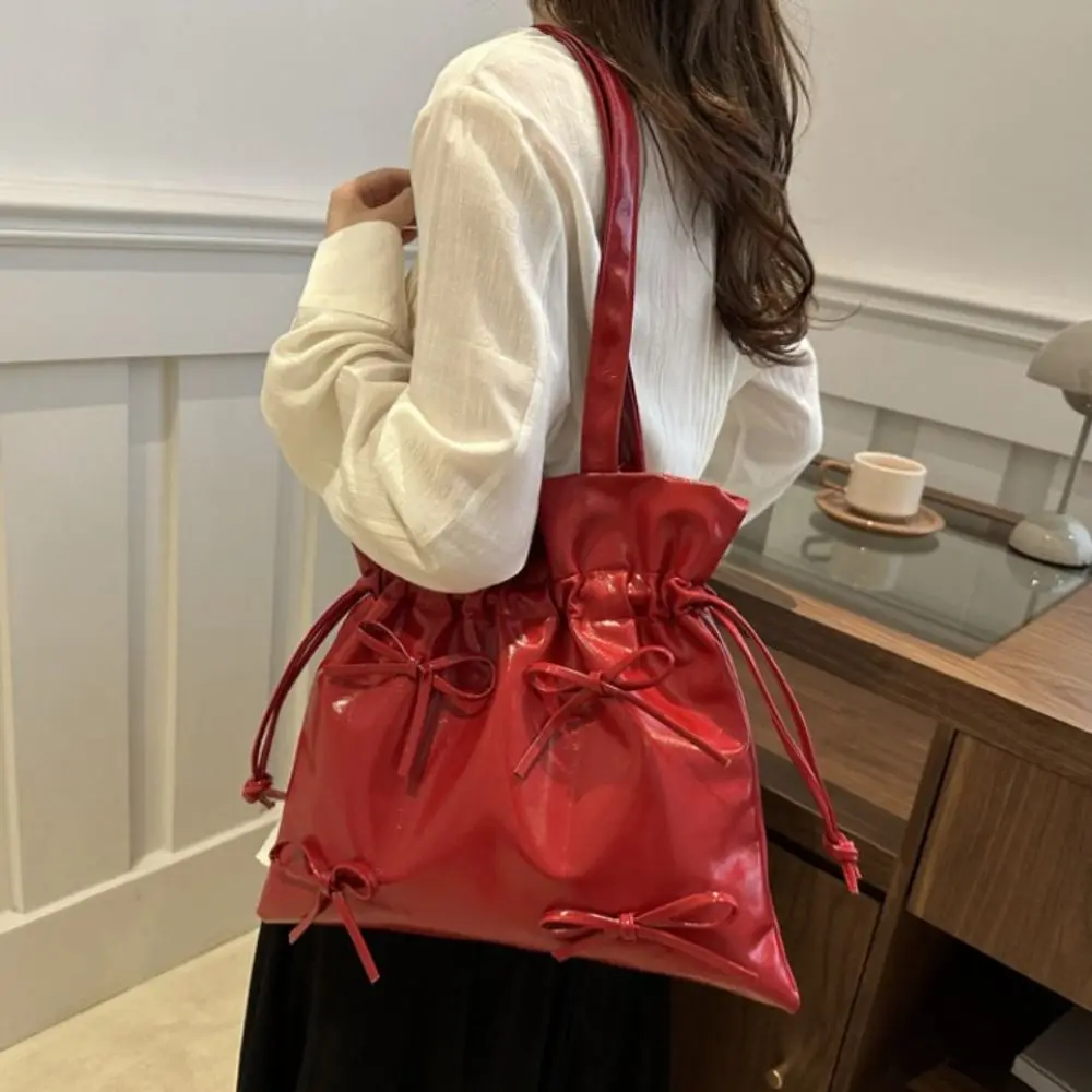 Fashion Leather Bowknot Bucket Bag Large Capacity Korean Style Bow Drawstring Bag Pleated Shoulder Bag Bow Tote Bag Travel